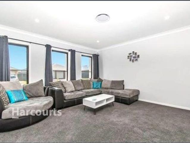 House for rent in Wollongong West, New South Wales