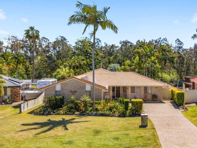 House for sale in Helensvale, Gold Coast City