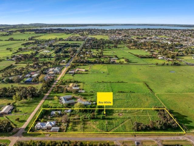 House for sale in Elliminyt, Shire of Colac Otway