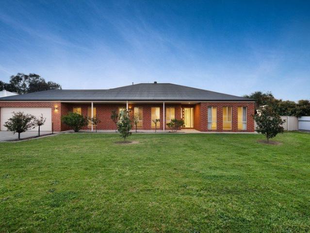 House for sale in Howlong, Federation Council