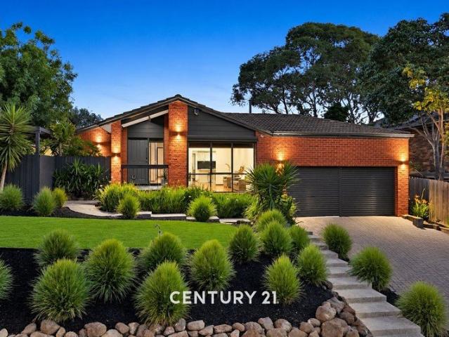 House for sale in Endeavour Hills, Melbourne