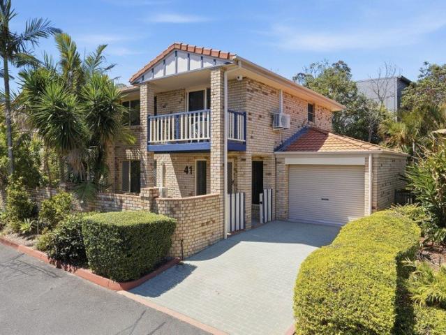 Townhouse for sale in Parkinson, Greater Brisbane