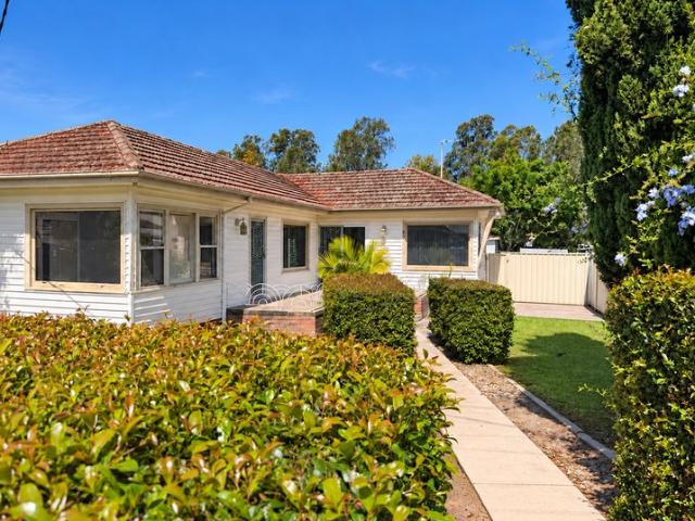 House for rent in Dapto, Wollongong City Council