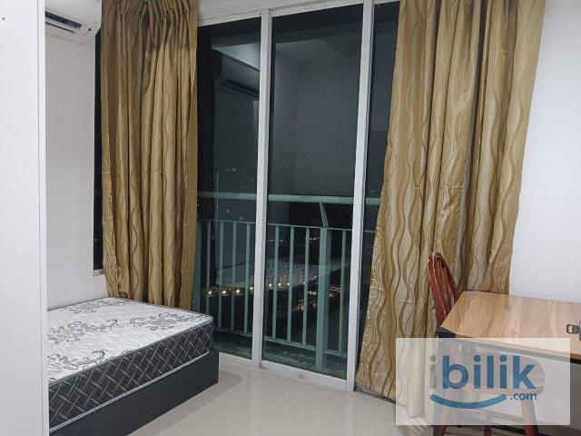 Room for rent in Petaling, Alam Impian