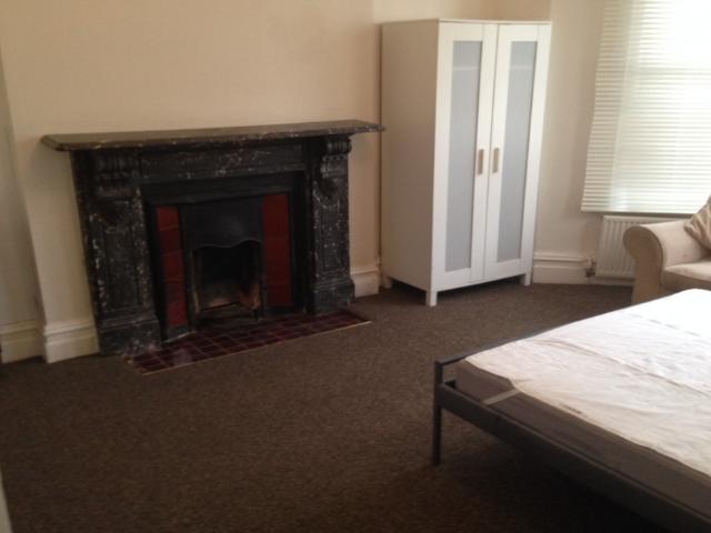 Room for rent in London Borough of Croydon, Greater London