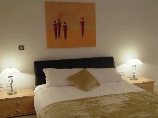 Room for rent in London Borough of Croydon, Selhurst
