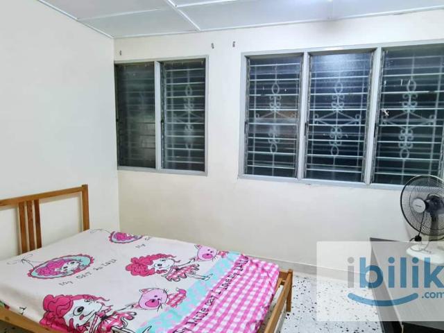 Room for rent in Kepong, Kuala Lumpur