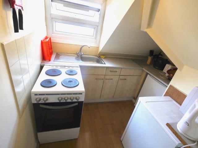 Room for rent in Cricklewood, Greater London