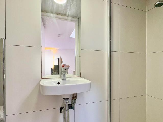 Room for rent in London Borough of Barnet, Greater London