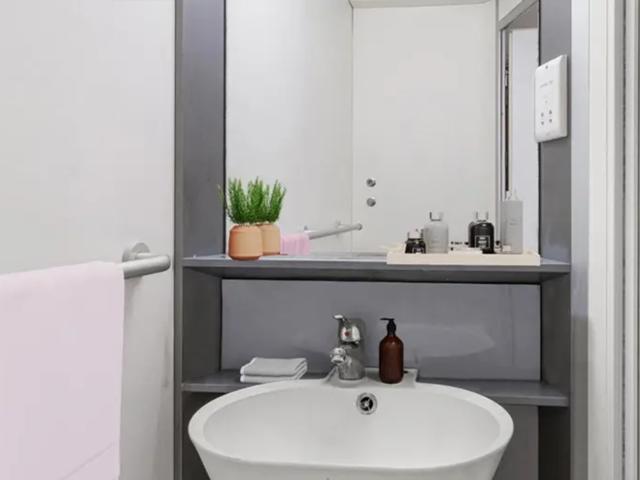 Room for rent in Barnsbury, Greater London