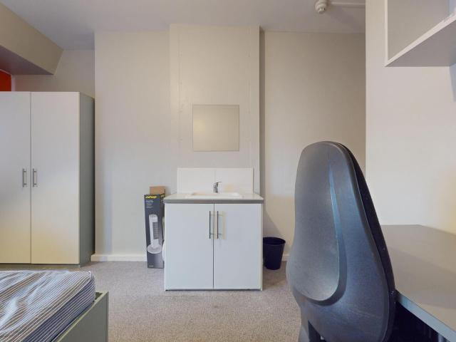 Room for rent in Westminster, Greater London
