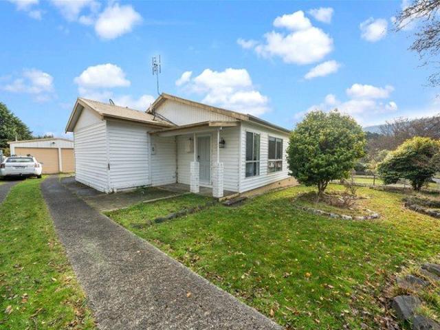 House for sale in Maydena, Derwent Valley