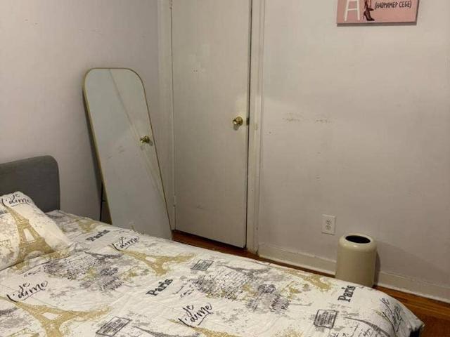 Room for rent in Arverne, New York