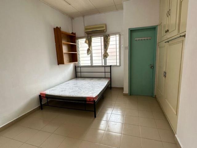 Room for rent in Petaling, Damansara Damai