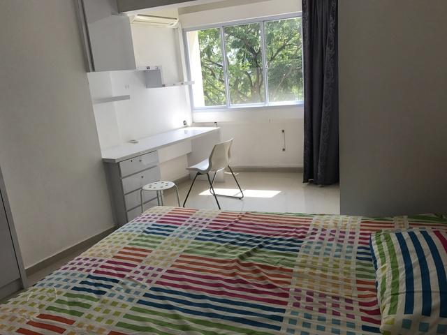 Room for rent in Ulu Pandan