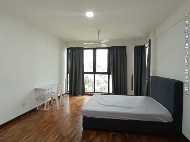 Room for rent in Petaling, Alam Impian