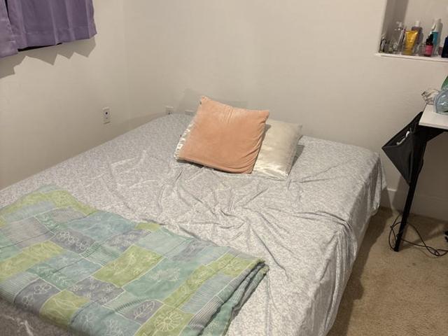 Room for rent in Canoga Park, California