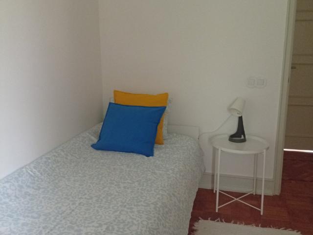 Quarto alugar em Bairro de São Miguel, Lisboa