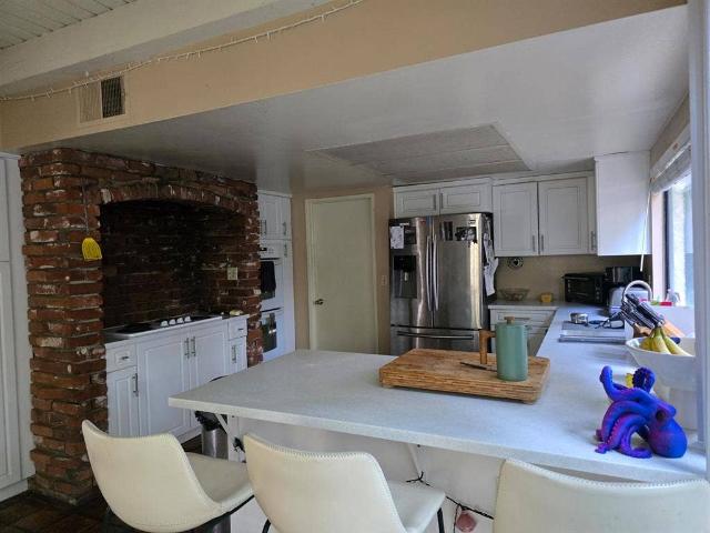 Room for rent in Oak Creek, Irvine