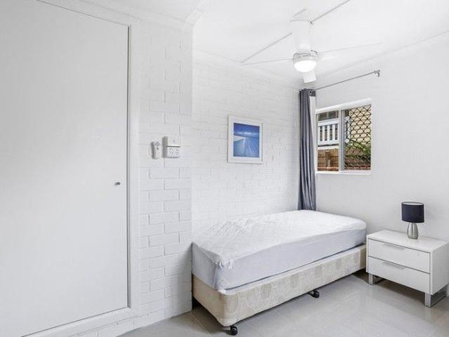 Granny Flat for rent in Toombul, Queensland