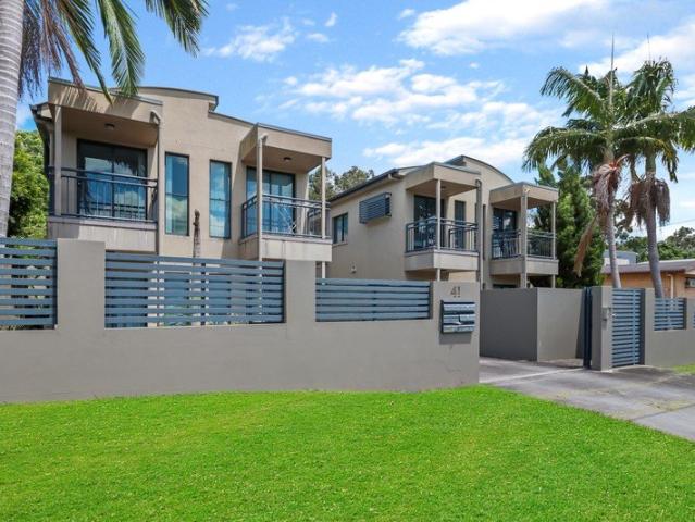 Granny Flat for rent in Toombul, Queensland