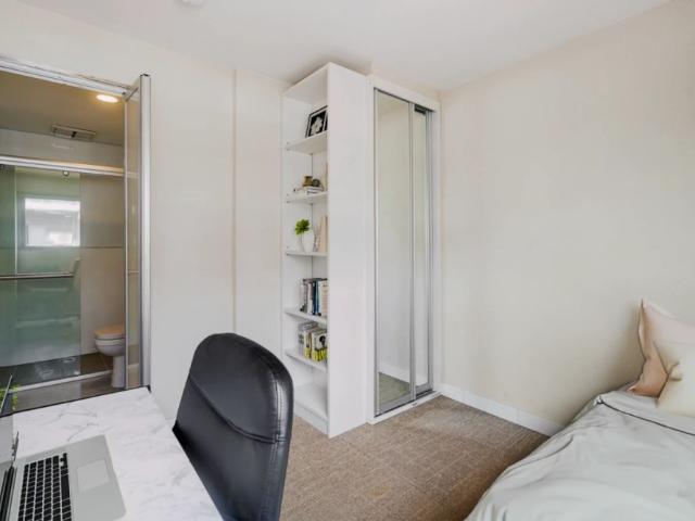 Room for rent in Camerons Creek, Victoria