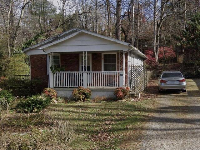 Room for rent in Black Mountain, North Carolina