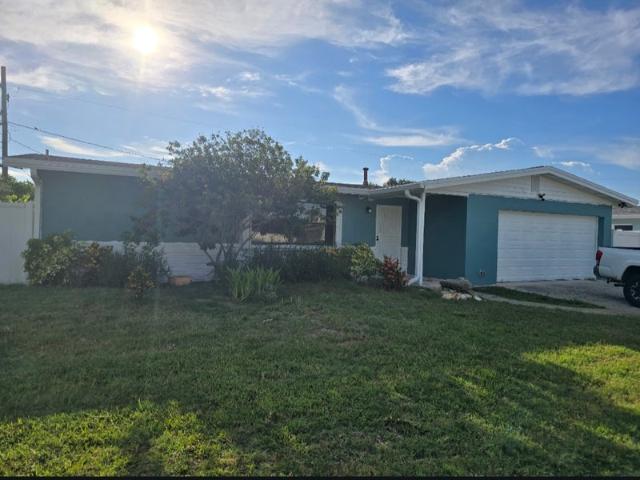 Room for rent in Merritt Island, Florida