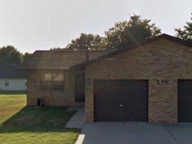 Room for rent in Troy, Illinois