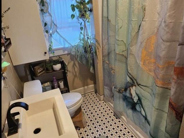 Room for rent in Sherman Heights, San Diego