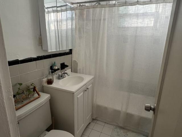 Room for rent in Roselle, New Jersey