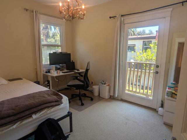 Room for rent in Pasadena, California