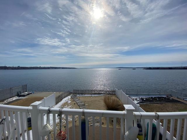 Room for rent in Bristol, Massachusetts