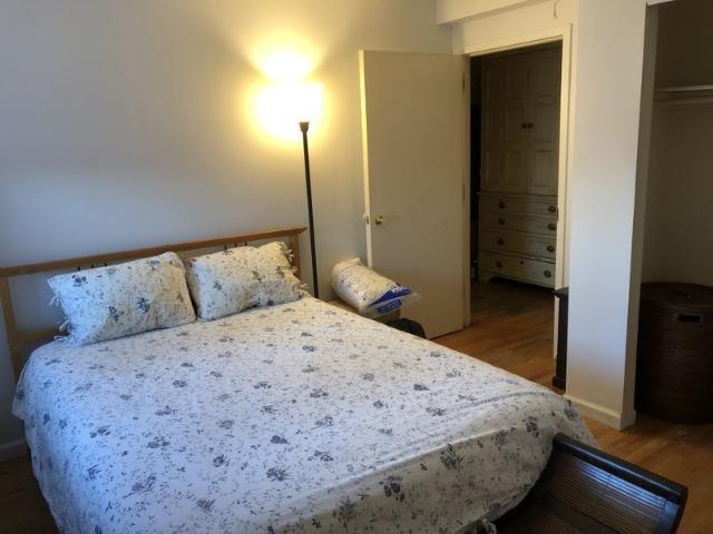 Room for rent in Arverne, New York