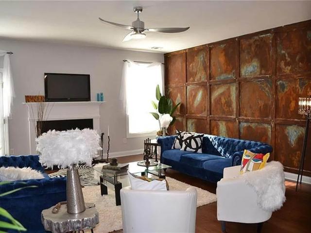 Room for rent in East Point, Georgia