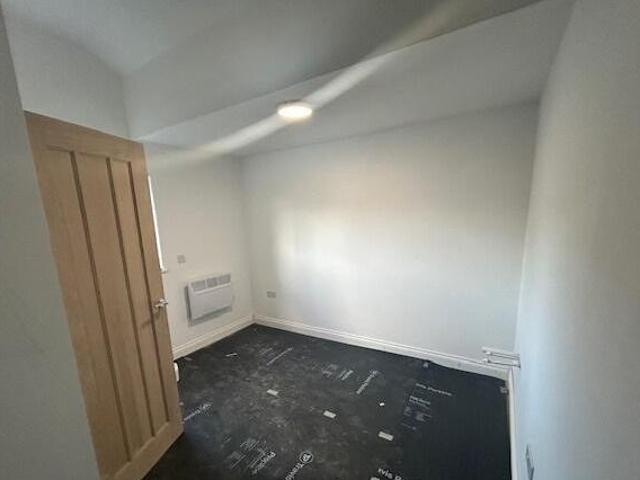 House for rent in Croydon