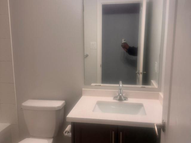 Room for rent in Georgina, Ontario