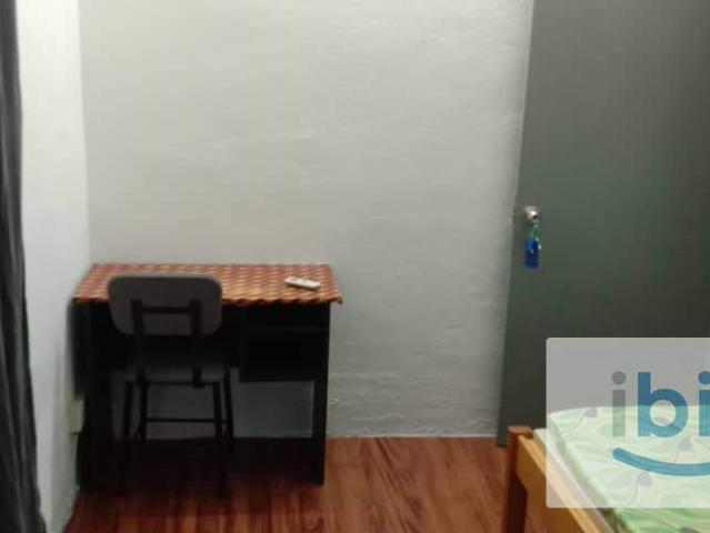 Room for rent in Mukim 13, Georgetown