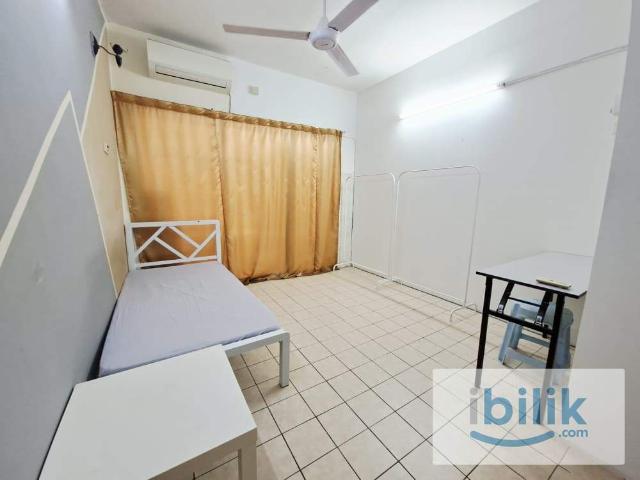 Room for rent in Petaling, Damansara Damai