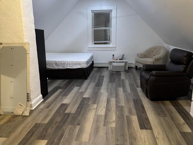 Room for rent in Arverne, New York