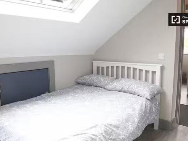 House to rent in Bluebell, North Tipperary