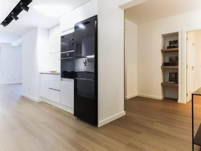 Quarto alugar em Avenidas Novas, Lisboa