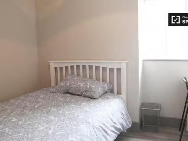 House to rent in Bluebell, North Tipperary