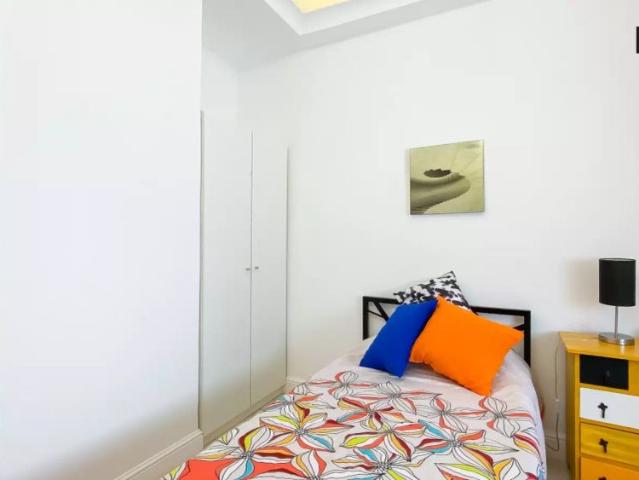 Quarto alugar em Avenidas Novas, Lisboa