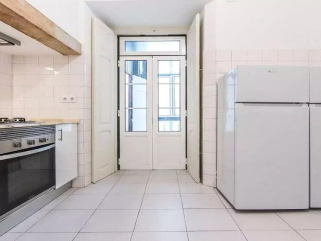 Quarto alugar em Avenidas Novas, Lisboa