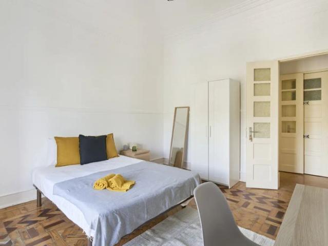 Quarto alugar em Avenidas Novas, Lisboa