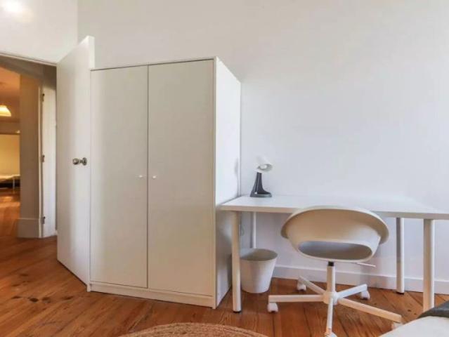 Quarto alugar em Avenidas Novas, Lisboa