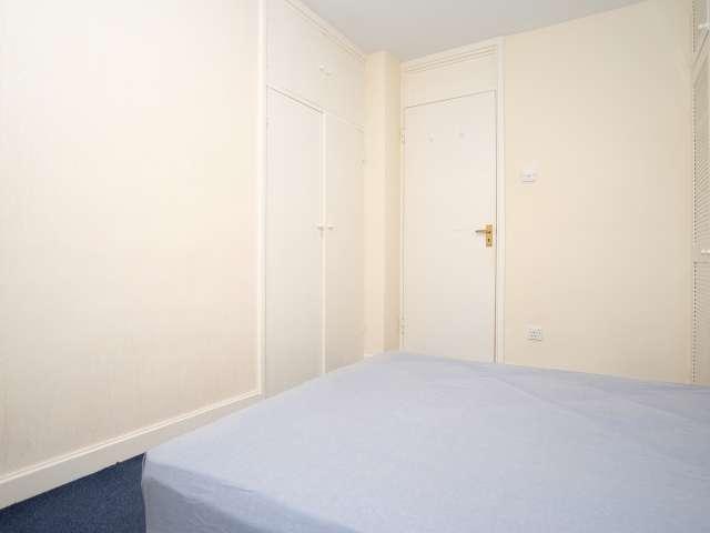 Room for rent in Falcon Estate, Greater London