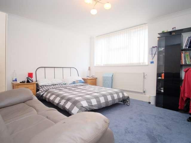 Room for rent in Battersea, Greater London