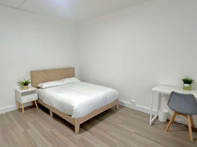 Room for rent in Golders Green, Isle Of Man